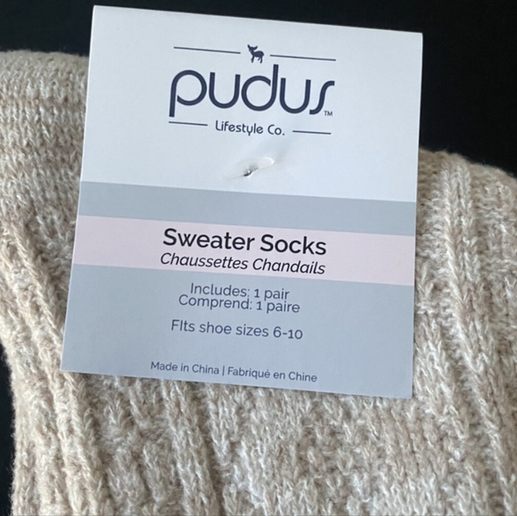 Pudus Sweater Socks - Picture 2 of 3